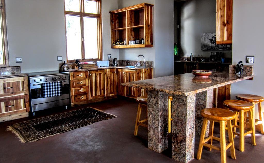 Chumbi Bush House Villa Hluhluwe Ruang foto